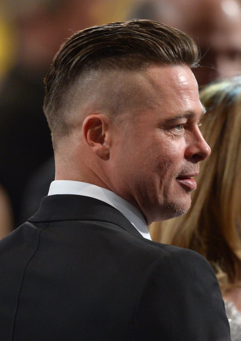 Brad Pitt Nuevo corte de pelo para su nueva película bélica Fury