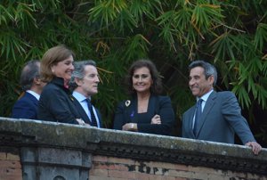 Alfonso Díez tuvo que acudir solo debido a la indisposición de su esposa, la Duquesa de Alba