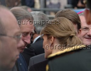 El Príncipe Carlos de Inglaterra, se trasladó a España para estar al lado de las víctimas del 11M. Enseguida estuvo pendiente de Letizia