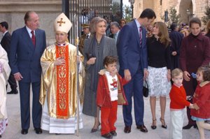 Letizia estuvo en la tradicional Misa de Pascua de Resurrección en Palma Mallorca con toda la familia al completo