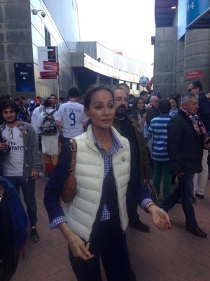 Isabel Preysler, muy elegante a las puertas del estadio