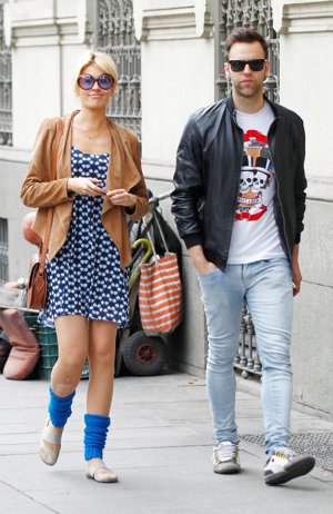 Muy guapa y sonriente, Adriana siempre a la última