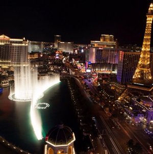 Impresionante foto de Las Vegas, una de las paradas de la pareja