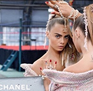 Chanel es una de las grandes firmas que siempre la eligen para sus campañas