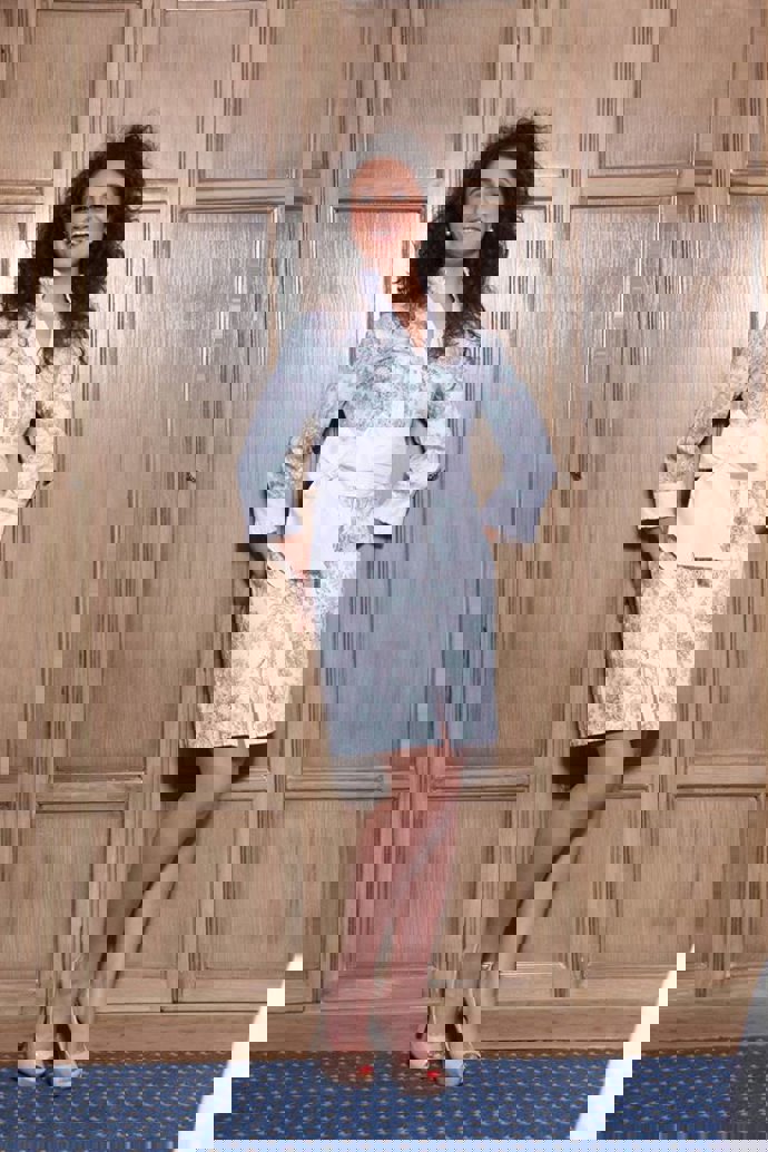 Calle Pureza vestidos camiseros con chorreras y mangas Calle Pureza vestidos camiseros con chorreras y mangas