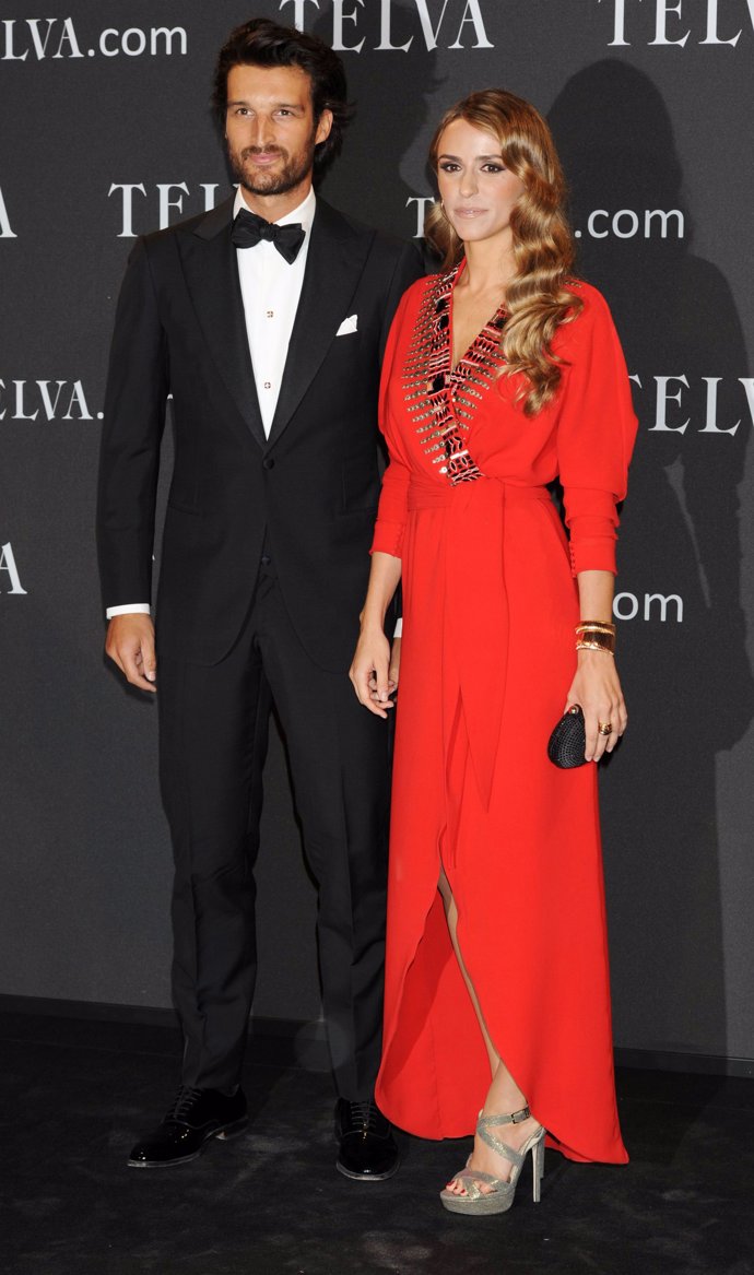 Rafa Medina y Laura Vecino un duelo de Mango a Inditex Massimo Dutti Rafa Medina y Laura Vecino un duelo de Mango a Inditex Massimo Dutti