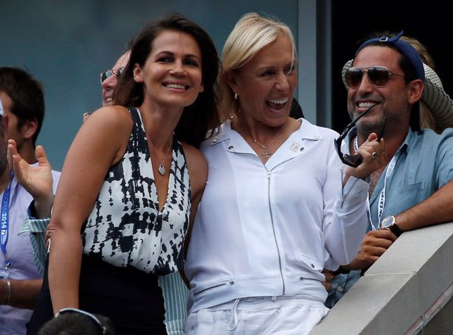 MARTINA NAVRATILOVA PIDE MATRIMONIO EN US OPEN A JULIA LEMIGOVA NOVIA