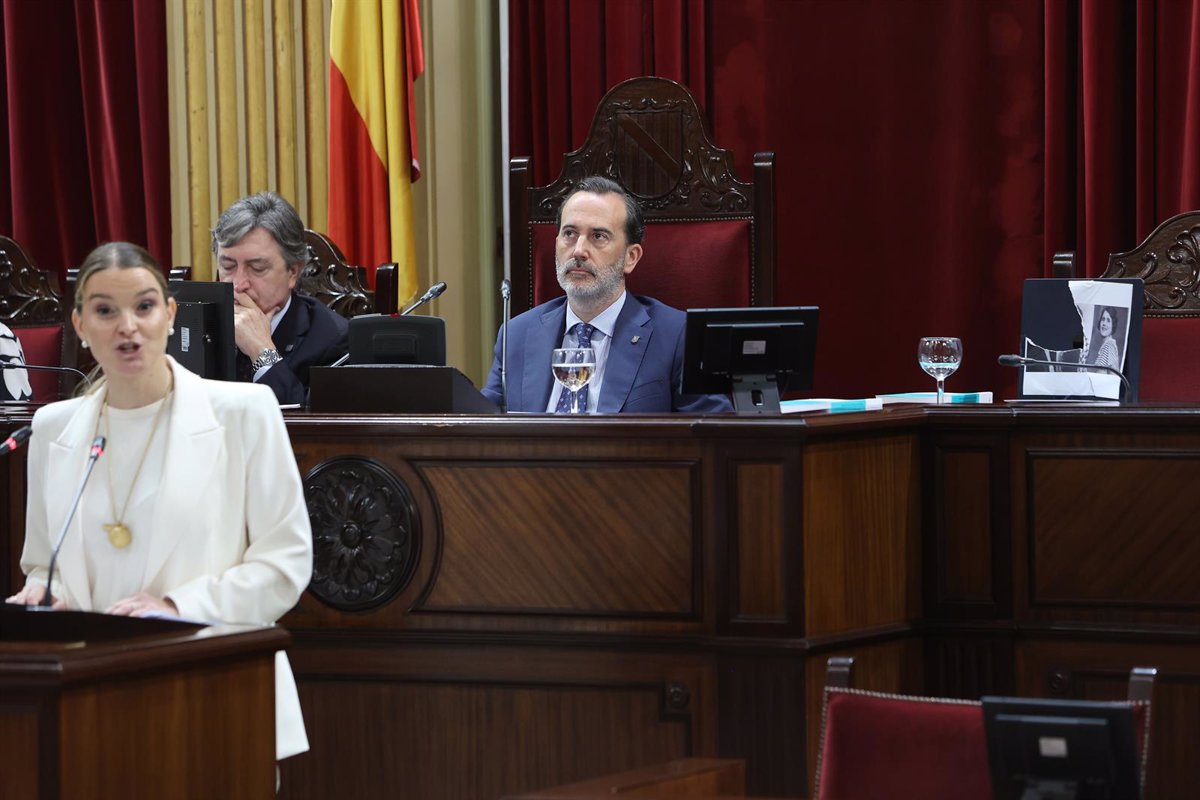 Prohens no revela el voto del PP en la posible remoción de Le Senne y pide respeto a los tiempos