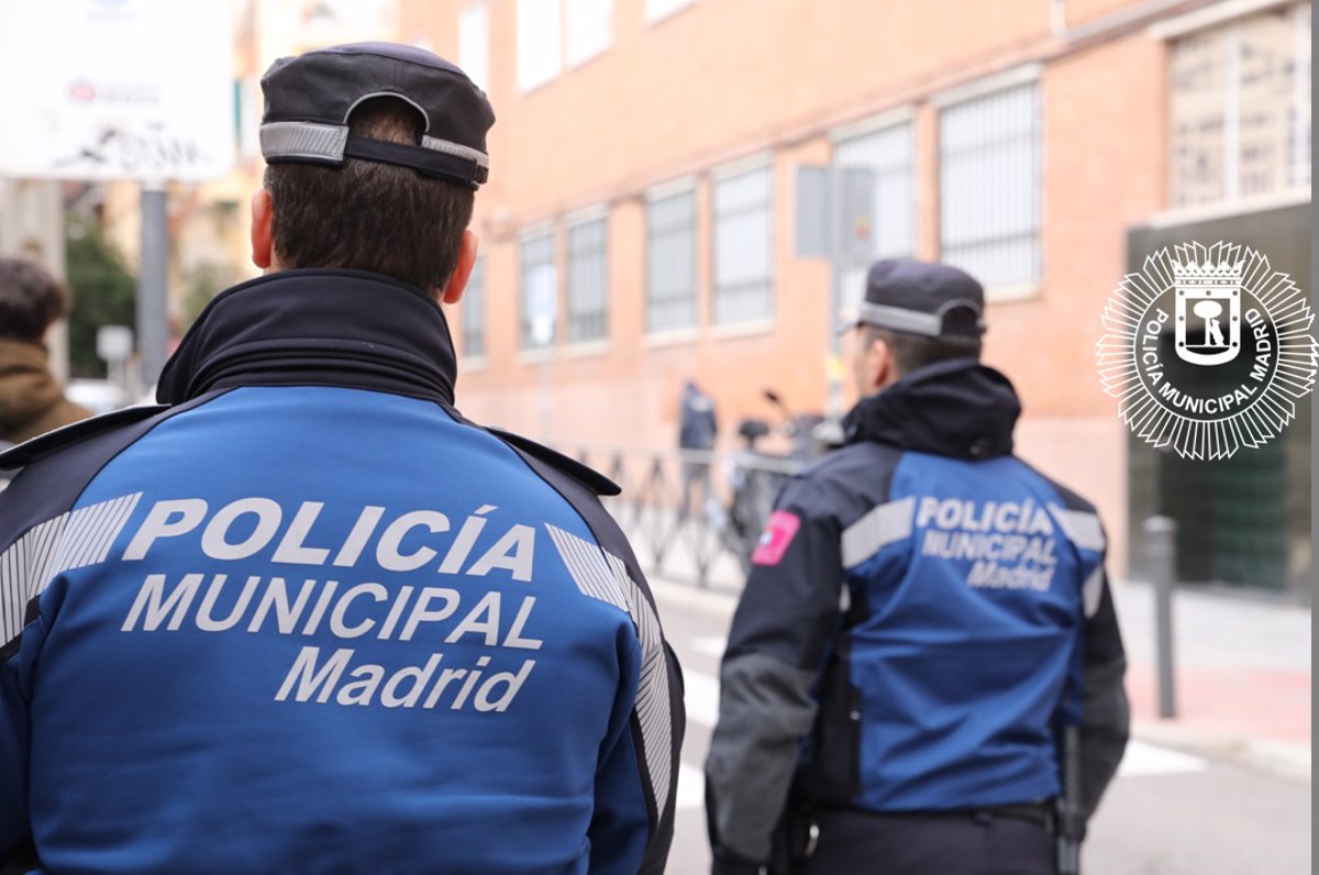 El Ayuntamiento desaloja y tapia el antiguo colegio okupado en Puente de Vallecas