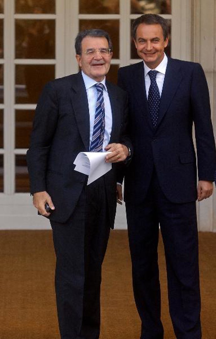 PRODI SE REUNIÓ CON ZAPATERO Y BROMEÓ SOBRE SU "POSIBLE" CANDIDATURA AL AYUNTAMIENTO DE MADRID