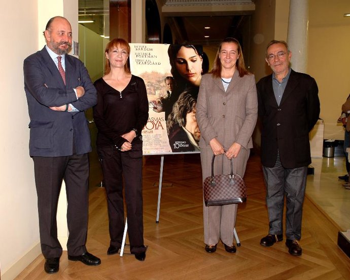 "LOS FANTASMAS DE GOYA"  SE SOLIDARIZA CON LA  ASOCIACIÓN ESPAÑOLA CONTRA EL CÁNCER FINANCIANDO UNA DE SUS BECAS DE INVESTIGACIÓN