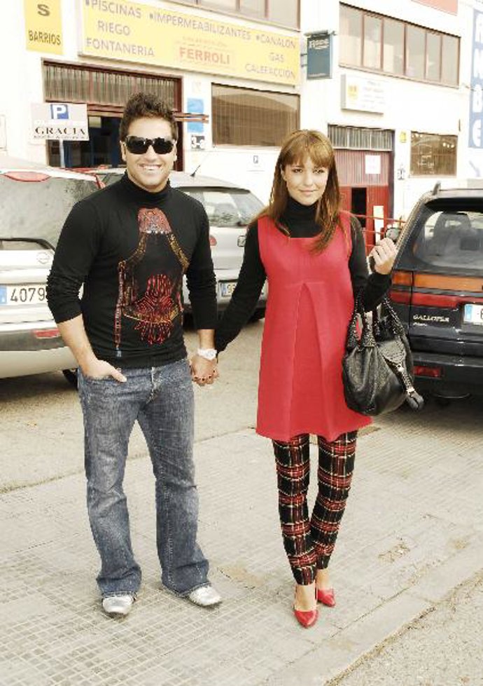 DAVID BUSTAMANTE DESMIENTE CATEGORICAMENTE QUE SU MUJER PAULA ECHEVARRIA ESTÉ EMBARAZADA