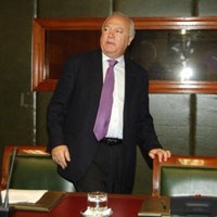 Moratinos se reunirá hoy con el embajador venezolano en España por el conflicto sobre los etarras