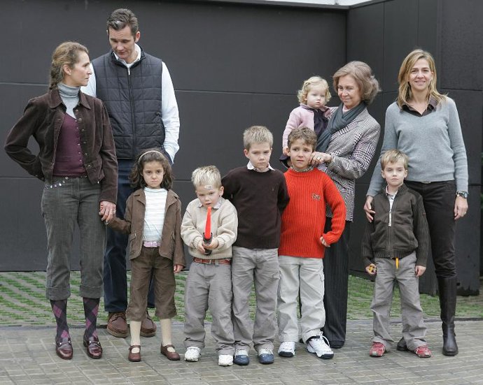 PABLO URDANGARIN CELEBRA SU SEXTO CUMPLEAÑOS JUNTO A TODA SU FAMILIA