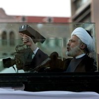 El número dos de Hezbolá insiste en derrocar al Gobierno de Saniora durante la manifestación masiva de Beirut 