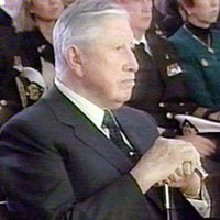 Los funerales por el ex dictador serán el martes y no habrá duelo oficial