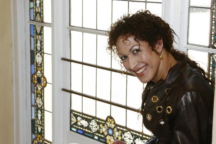 CUATRO ESTRENA LA DOCU-SERIE "ALONDRA: HISTORIA DE UNA TRANSEXUAL"