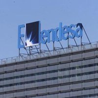 Endesa prevé obtener un beneficio neto de 2.950 millones en 2006 y alcanzar los 3.075 en 2009