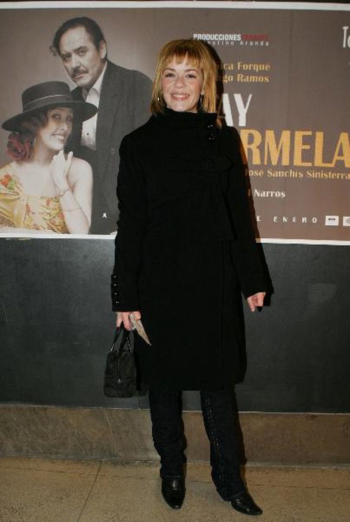 María Adánez, María Barranco, Sancho Gracia y María Asquerino asistieron al estreno teatral de "Ay Carmela"