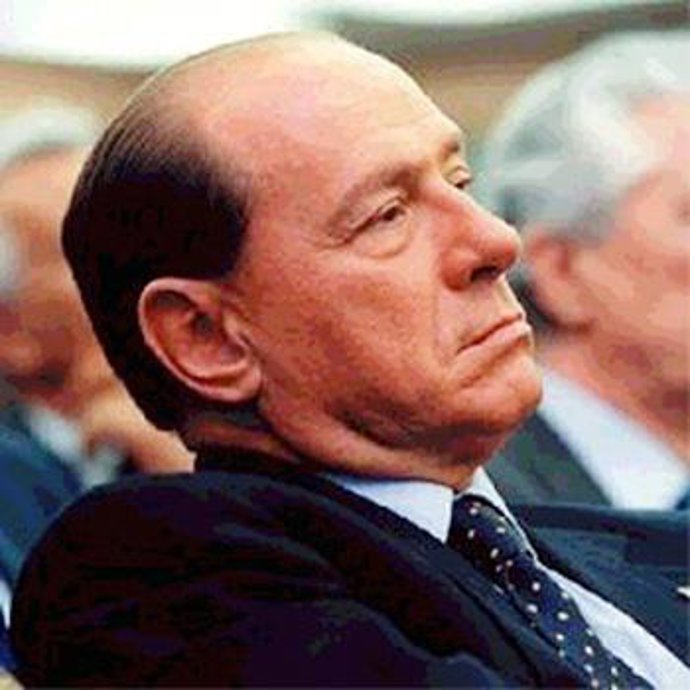 La mujer de Berlusconi exige públicamente a su marido disculpas por declararse a otras mujeres 