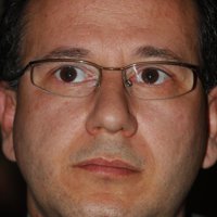 La AVT llama a volver al Pacto Antiterrorista y dice a Zapatero que a la banda "se la vence, no se la convence"