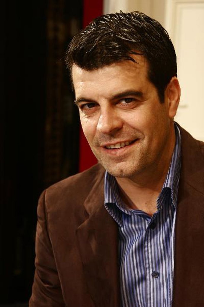 Andoni Ferreño participa en la comedia "Un marido de ida y vuelta"