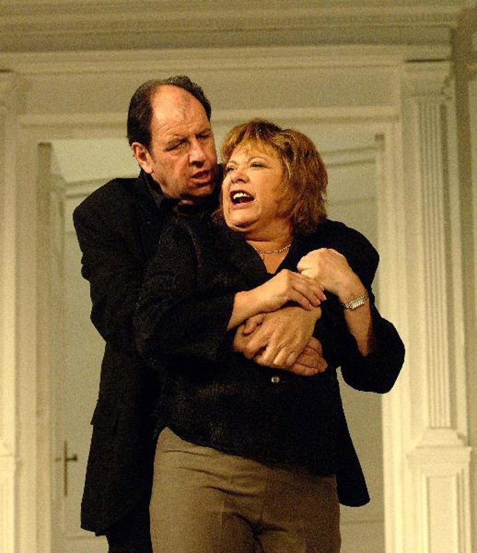 José María Pou, enamorado de una cabra en su nueva obra teatral
