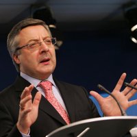 El PSOE felicita a Díaz Ferrán por su elección como sucesor de Cuevas al frente de la CEOE