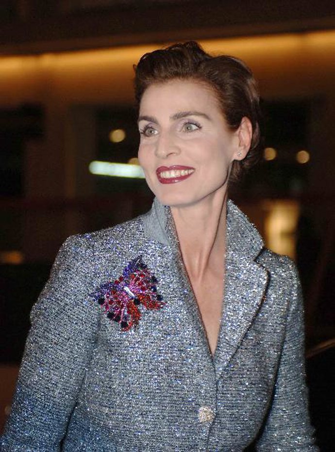 Antonia  Dell' Atte amadrinó una clínica de cirugía plástica en Barcelona