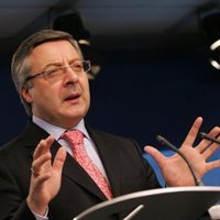 Blanco acusa al PP de practicar la "política preventiva" con esta movilización