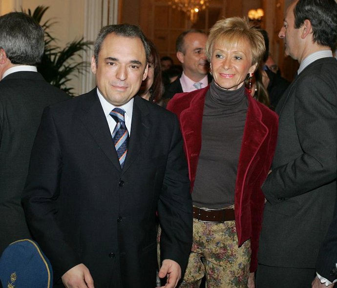 Simancas asegura que el PSOE conseguiría mayoría absoluta venciendo la abstención, su "gran adversario político"