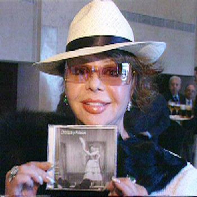 Marujita Díaz asistió a la presentación de dos DVD de zarzuela en el Teatro Real