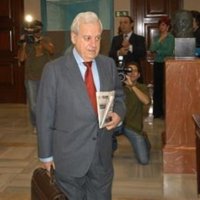 Del Burgo cree que Aznar se equivocó al "avalar" la guerra de Irak y que "no debió estar en las Azores" 