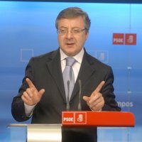 Blanco emplaza a Rajoy a decir si está de acuerdo con Del Burgo en que fue "un error" participar en la guerra de Irak