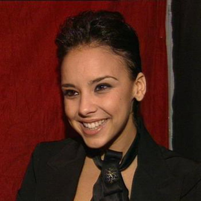 Chenoa pasea por Madrid con su posible nuevo amor 