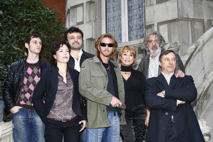 El director Marcos Carnevale estrecha "la conexión cercana" entre España y Argentina con su película "Tocar el cielo"