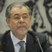 Bermejo dice que existe un proceso de paz "en marcha" y después aclara que está "suspendido"