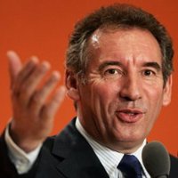 Bayrou reivindica el papel de los perdedores en la vida política