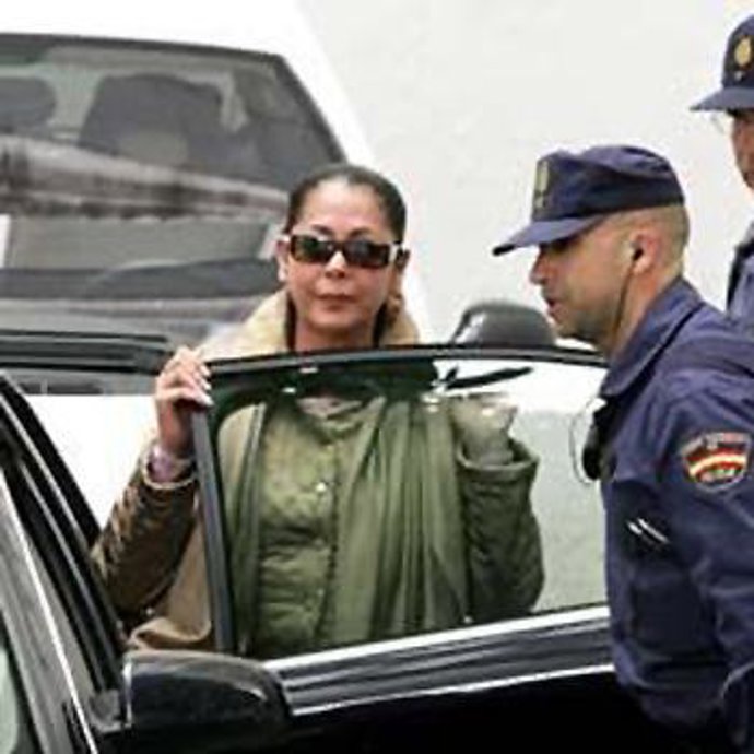 Isabel Pantoja recurre mañana el auto y su defensa reúne documentación para un futuro escrito de alegaciones
