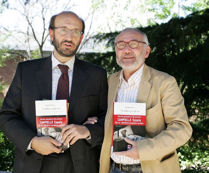 Ugo Riccarelli gana el premio "Campiello España" con la novela "El dolor perfecto"