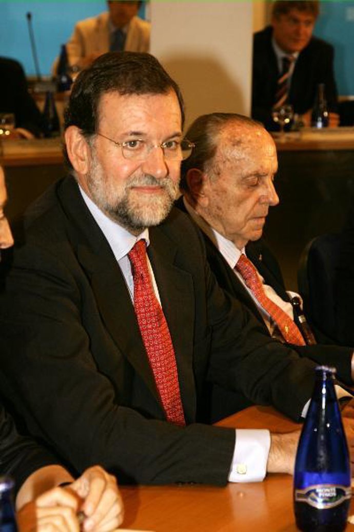 Mariano Rajoy avisa que exigirá a Zapatero en el Debate de la Nación que explique si hay pactos con ETA y renuncie a negociar