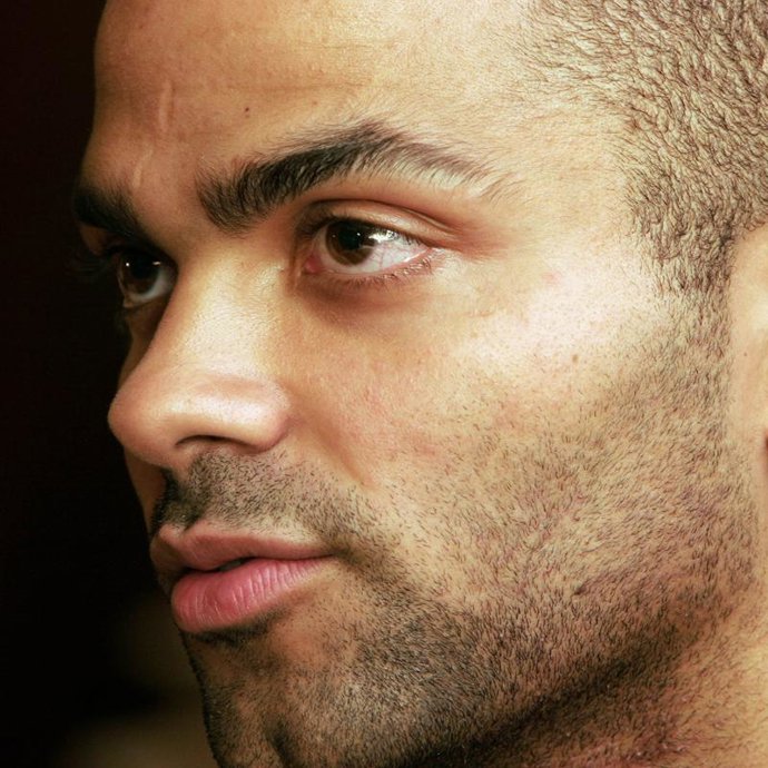 Tony Parker se niega a hablar de su boda con Eva Longoria 