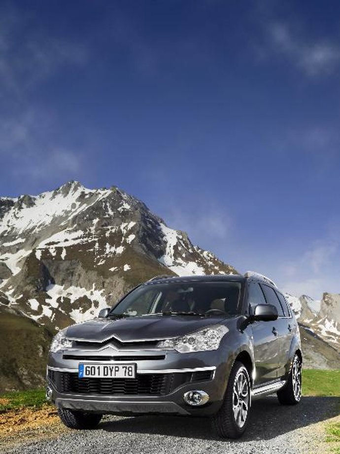 Especial motor: Citroën C-Crosser, estilo único, temperamento polivalente