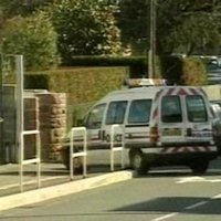 Los etarras detenidos hoy en Francia portaban 165 kilos de explosivos, tres pistolas y un fusil de asalto