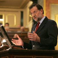 Rajoy avisa a los "asesinos" de los atentados "yihadistas" en Líbano y Yemen que no admitirán "intimidación"