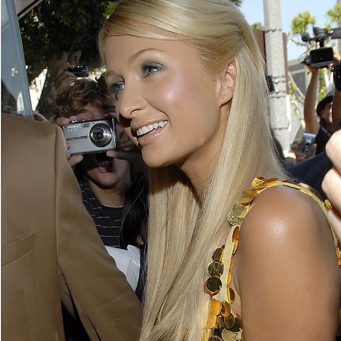 Paris Hilton no irá a Gran Hermano a menos que cobre una cantidad adecuada