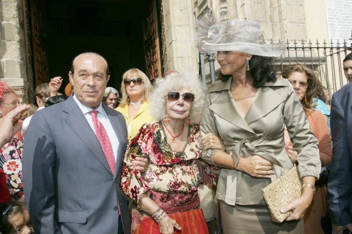 La Duquesa de Alba acudió al enlace matrimonial del hijo de su gran amigo, Rafael de Paula