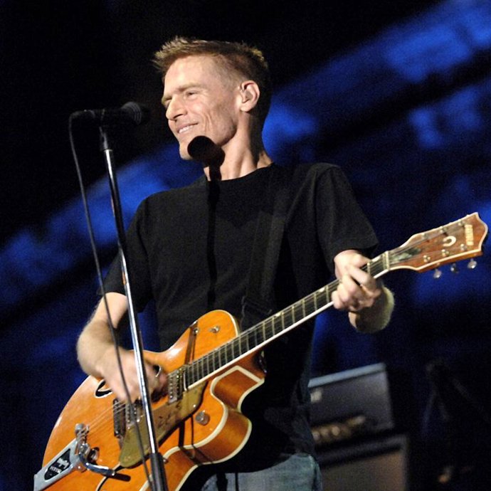 Bryan Adams dará conciertos por la paz en Israel y Cisjordania