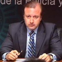 Mesquida asegura que informes policiales constatan una reestructuración de Batasuna para apoyar la estrategia violenta