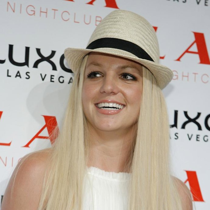 Roban en casa de Britney Spears su colección de videos porno